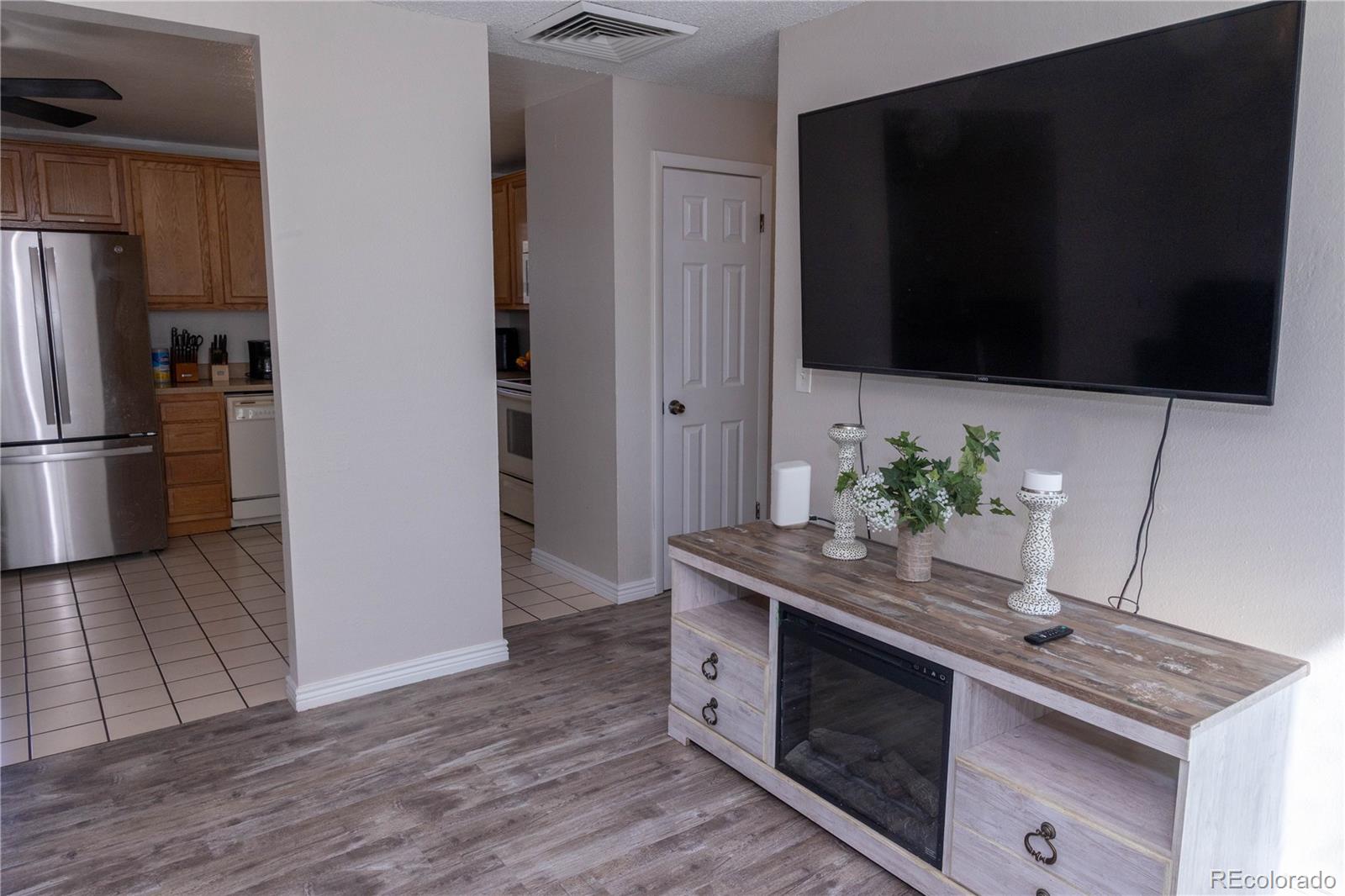 MLS Image #10 for 9017  dover street,broomfield, Colorado
