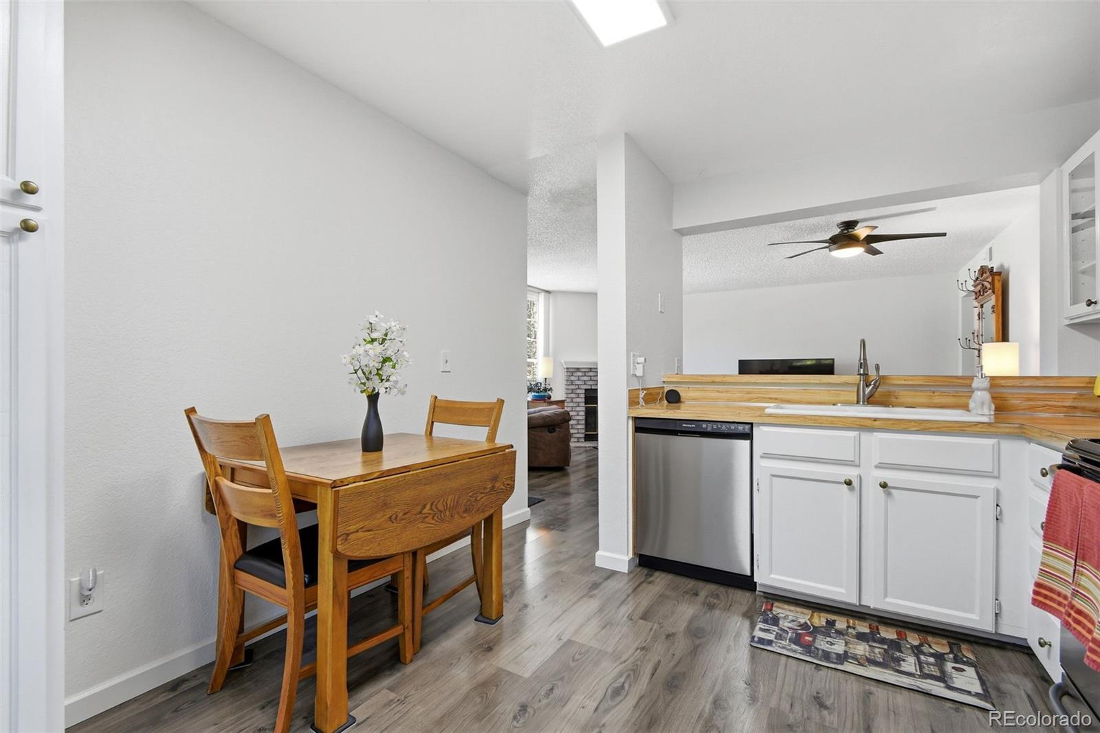 MLS Image #12 for 965 s miller street 201,lakewood, Colorado