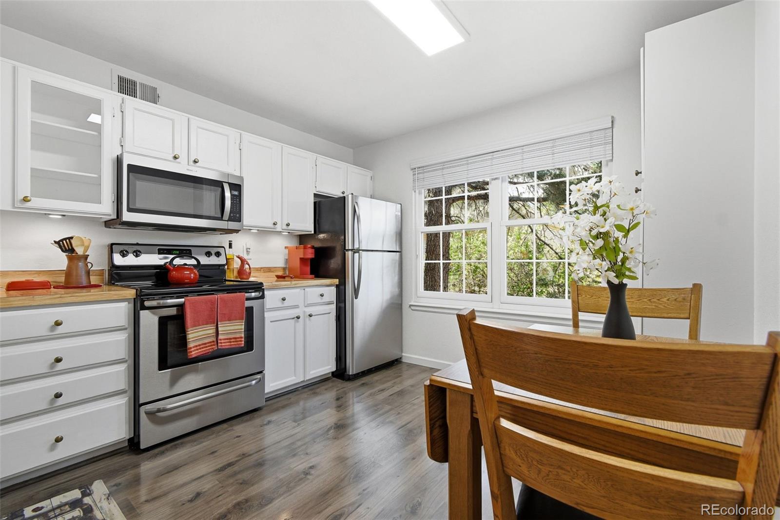 MLS Image #13 for 965 s miller street 201,lakewood, Colorado
