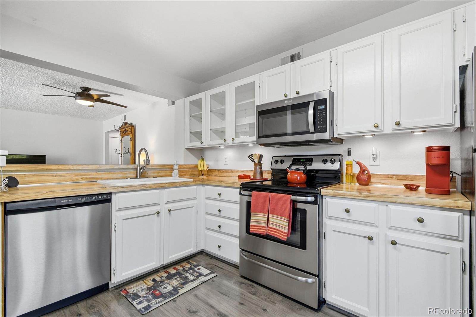 MLS Image #16 for 965 s miller street 201,lakewood, Colorado
