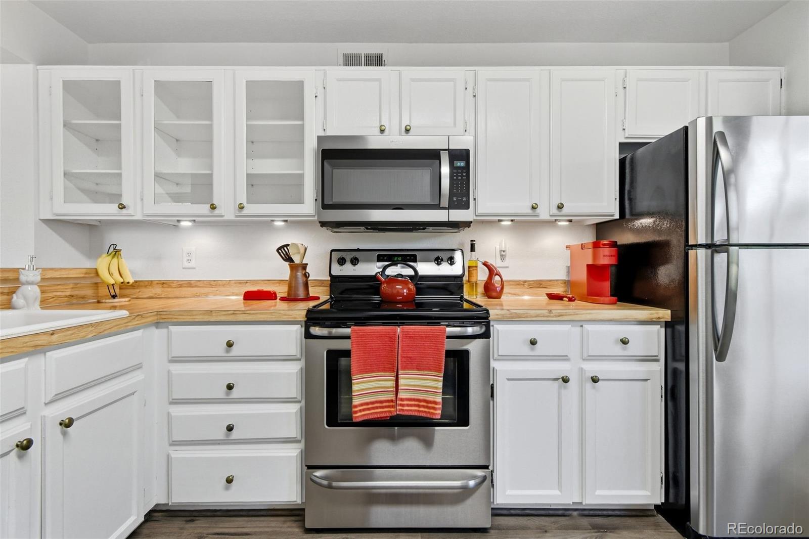 MLS Image #18 for 965 s miller street 201,lakewood, Colorado