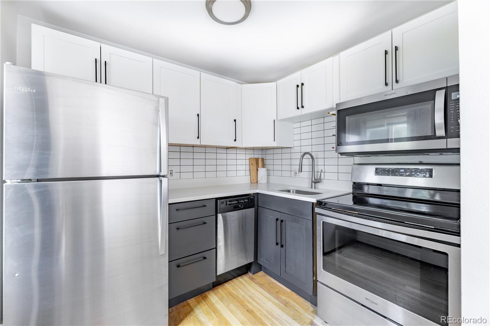 MLS Image #6 for 2480 w caithness place,denver, Colorado
