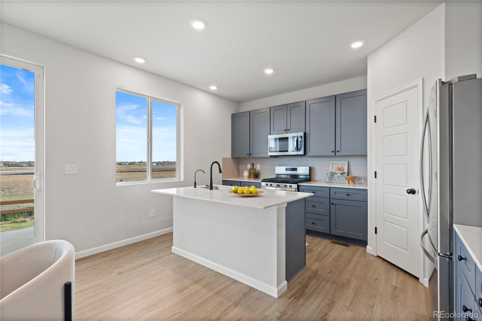 MLS Image #13 for 12407 e 102nd avenue,commerce city, Colorado