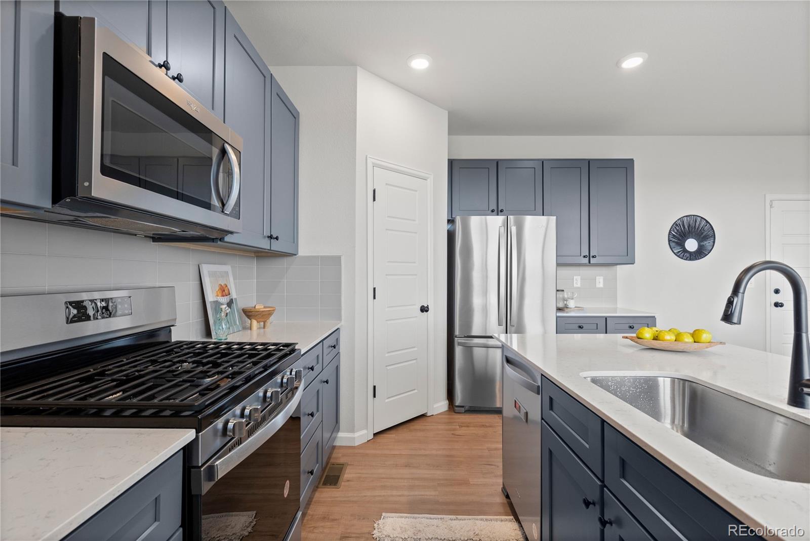 MLS Image #16 for 12407 e 102nd avenue,commerce city, Colorado