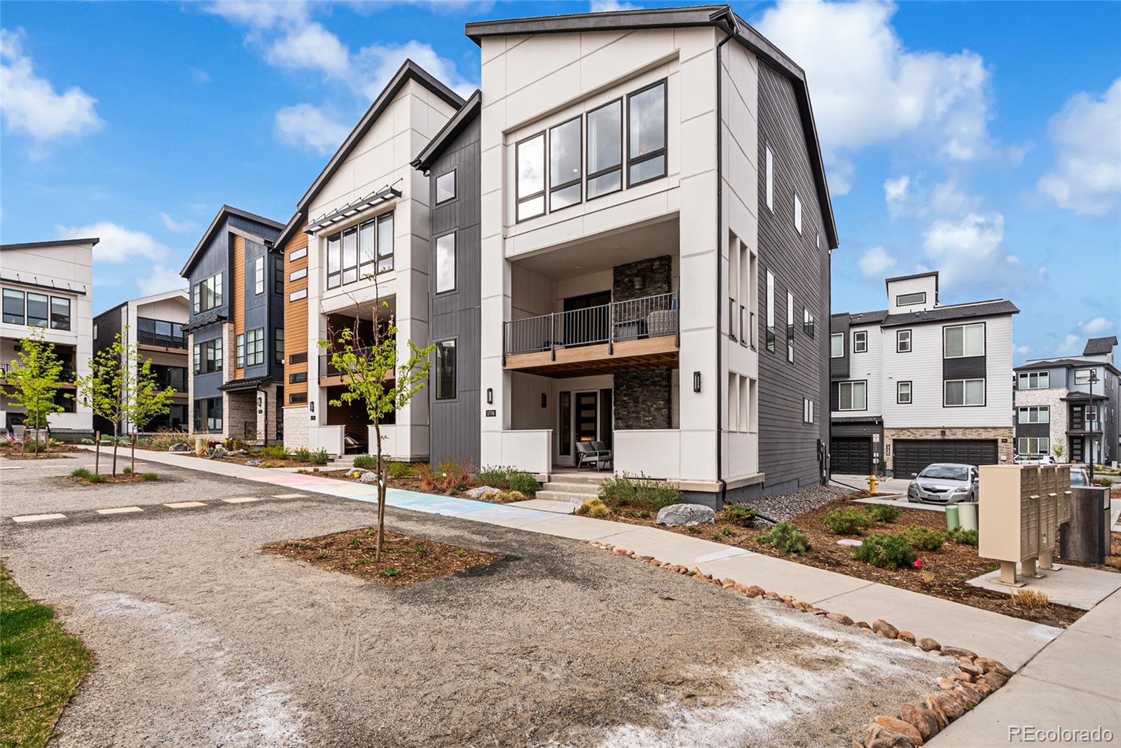 MLS Image #3 for 1778  peak loop ,broomfield, Colorado