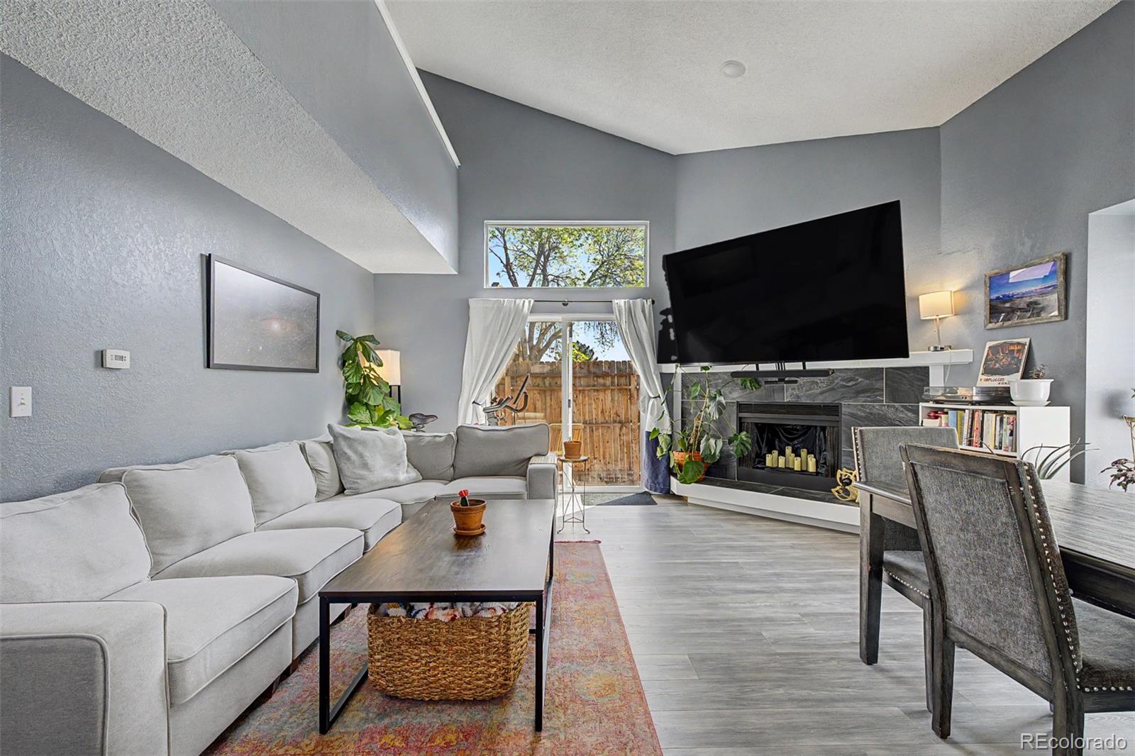 MLS Image #4 for 2427  rainbow drive,denver, Colorado