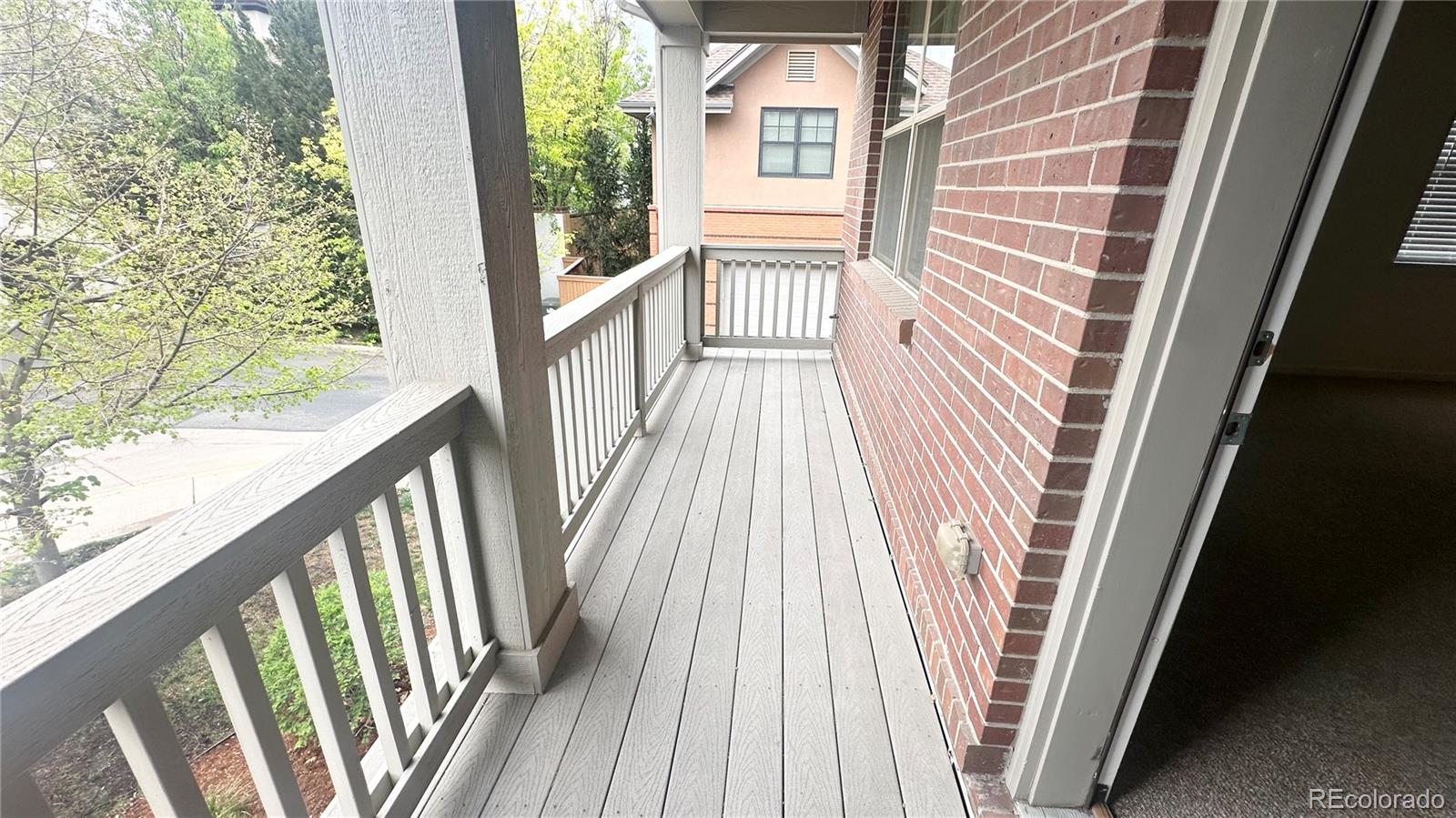 MLS Image #10 for 7482 e 7th avenue,denver, Colorado