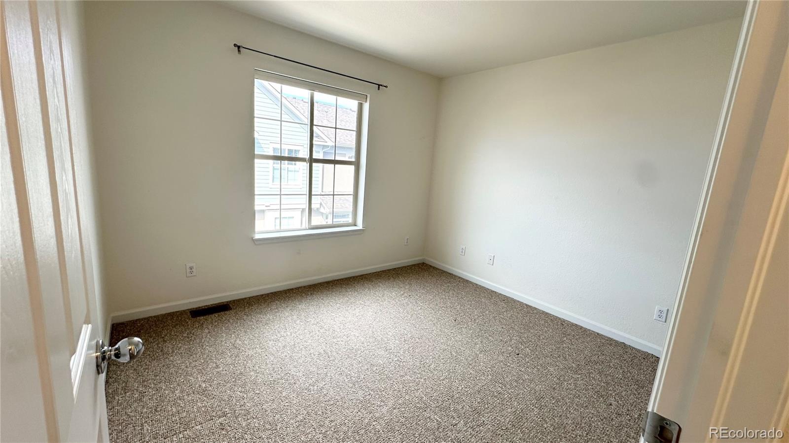 MLS Image #18 for 7482 e 7th avenue,denver, Colorado