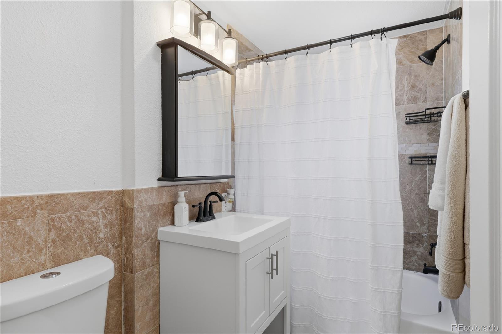 MLS Image #13 for 1141 s raleigh street,denver, Colorado