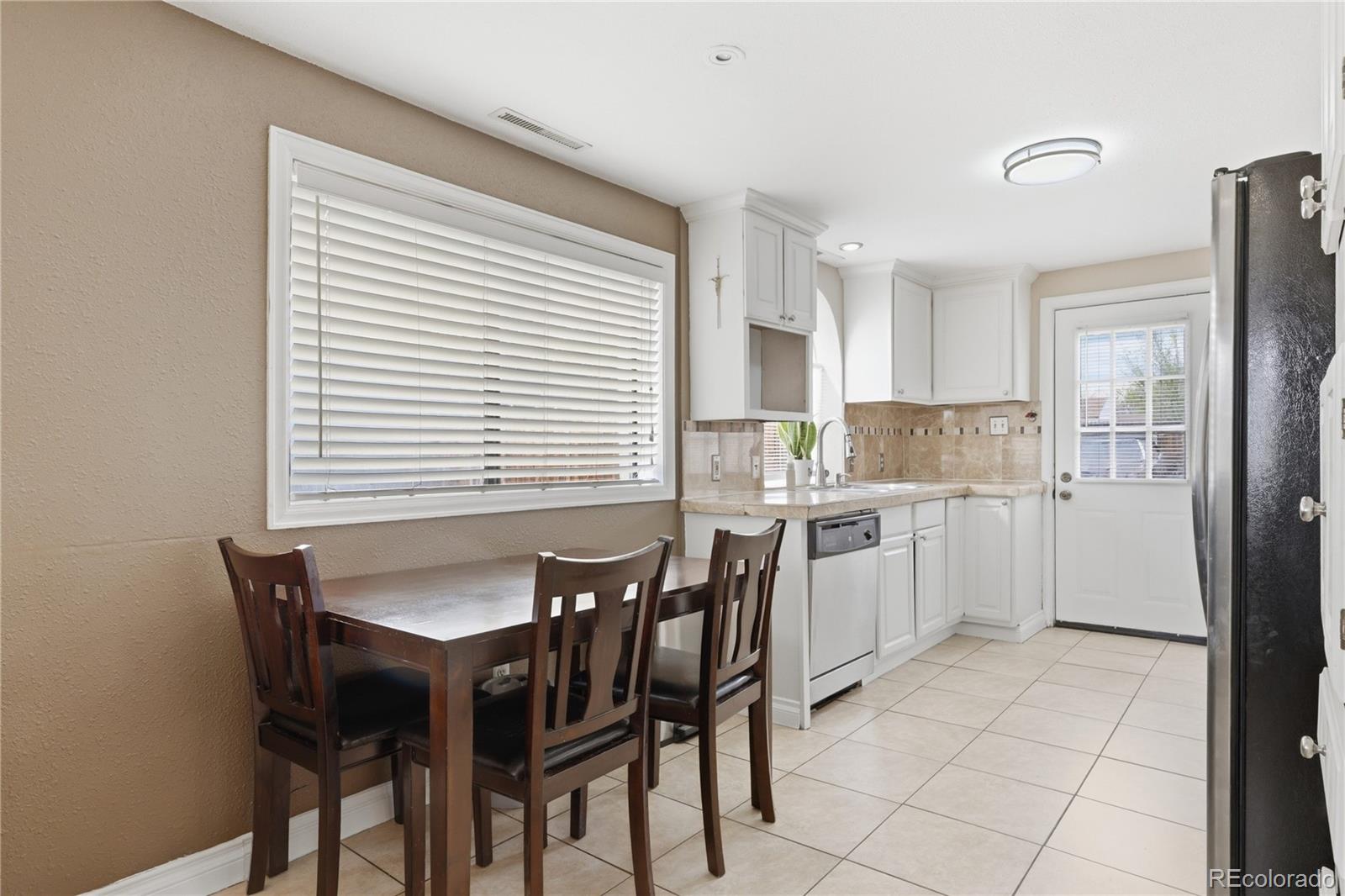 MLS Image #7 for 1141 s raleigh street,denver, Colorado