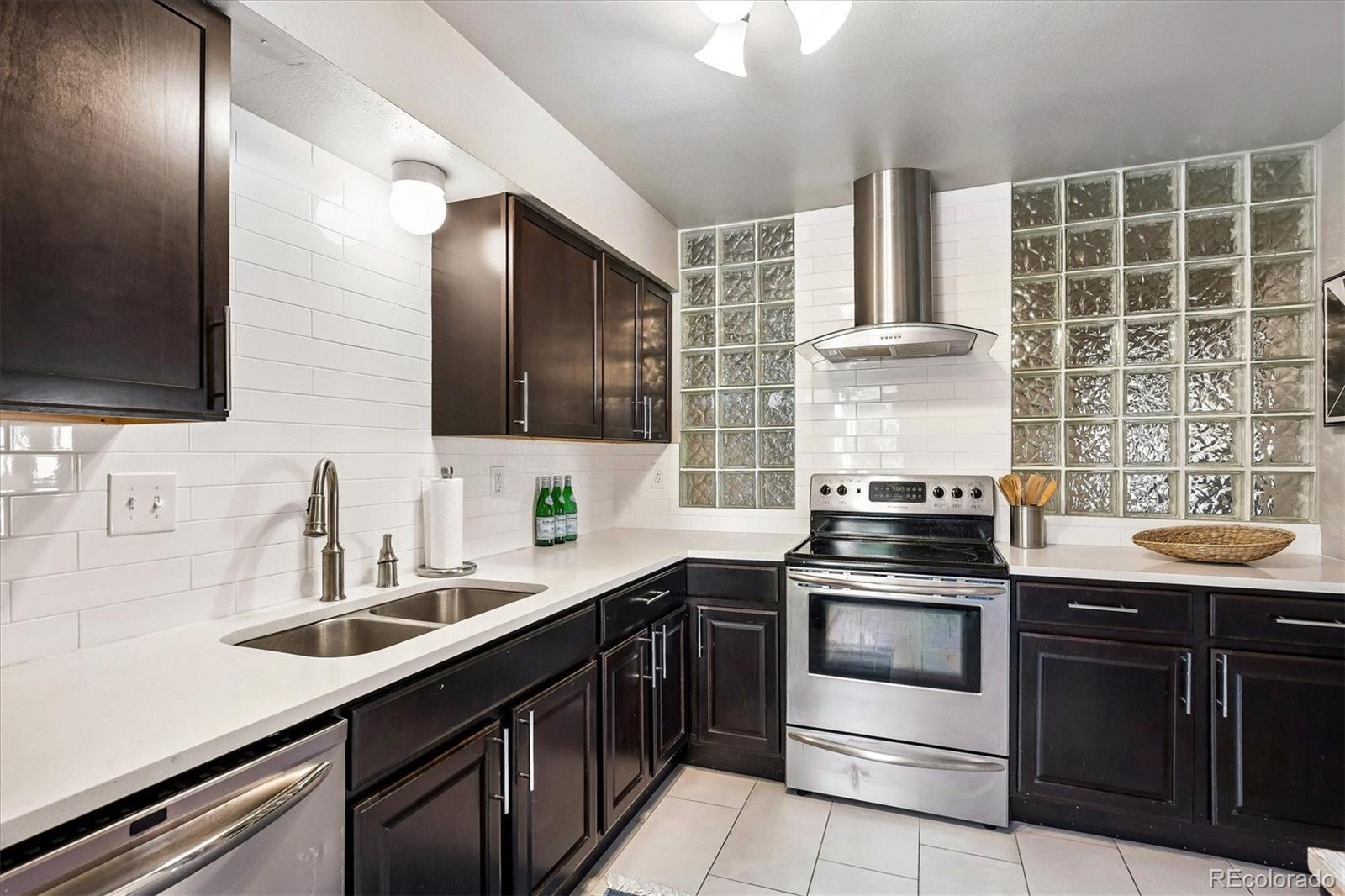 MLS Image #7 for 6305 w 6th avenue,lakewood, Colorado