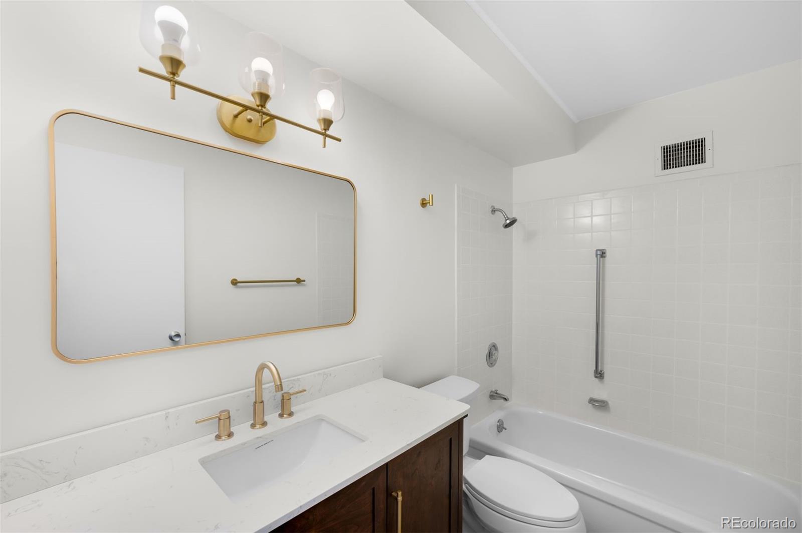 MLS Image #18 for 675 s alton way 9c,denver, Colorado