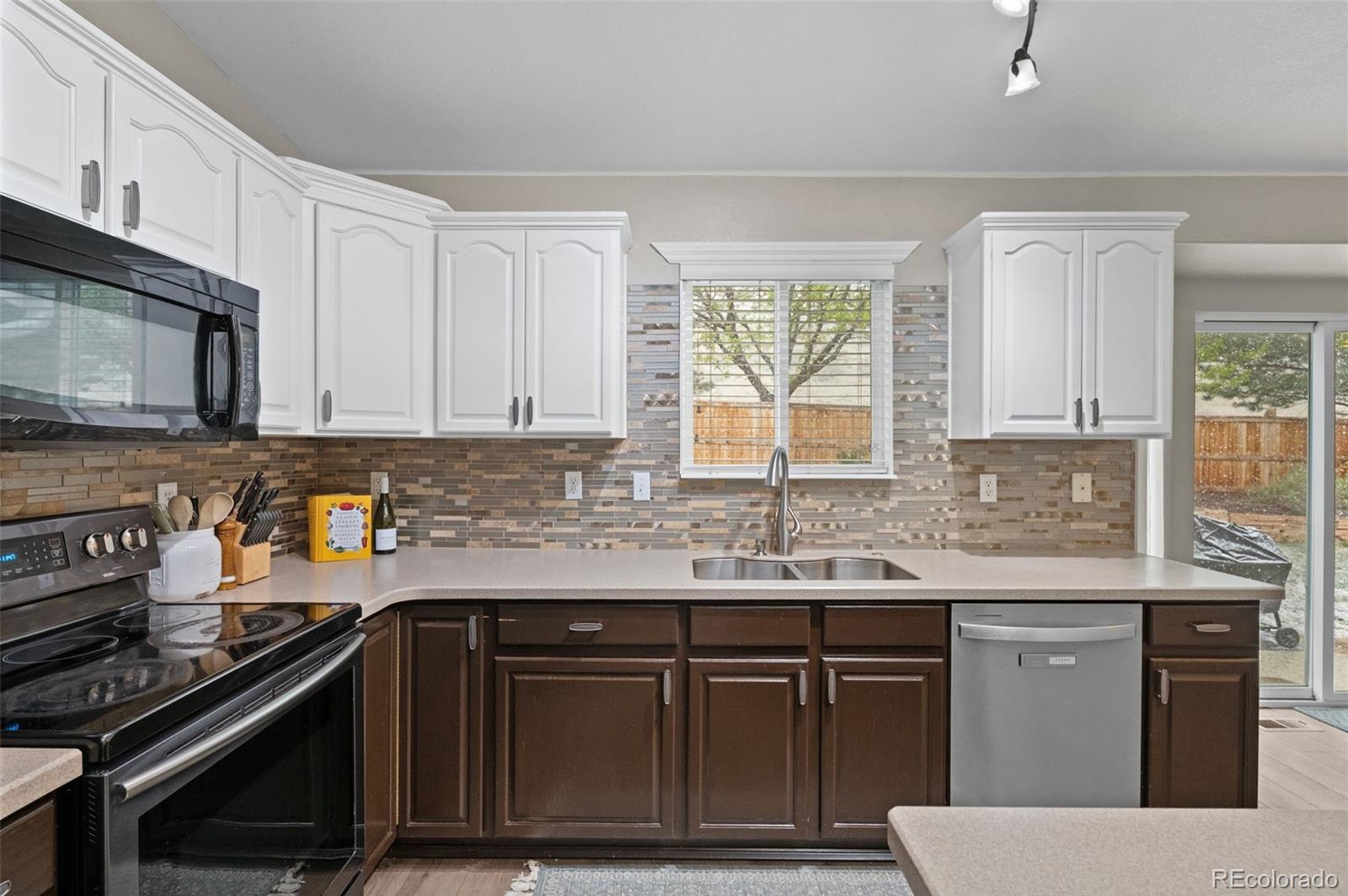 MLS Image #12 for 7123  pine hills way,littleton, Colorado