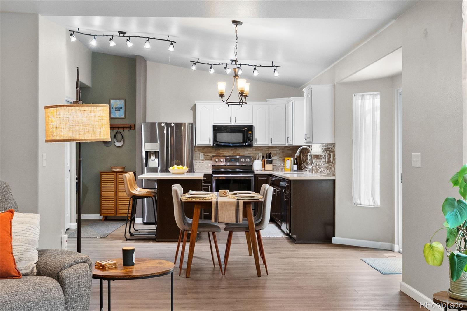 MLS Image #15 for 7123  pine hills way,littleton, Colorado