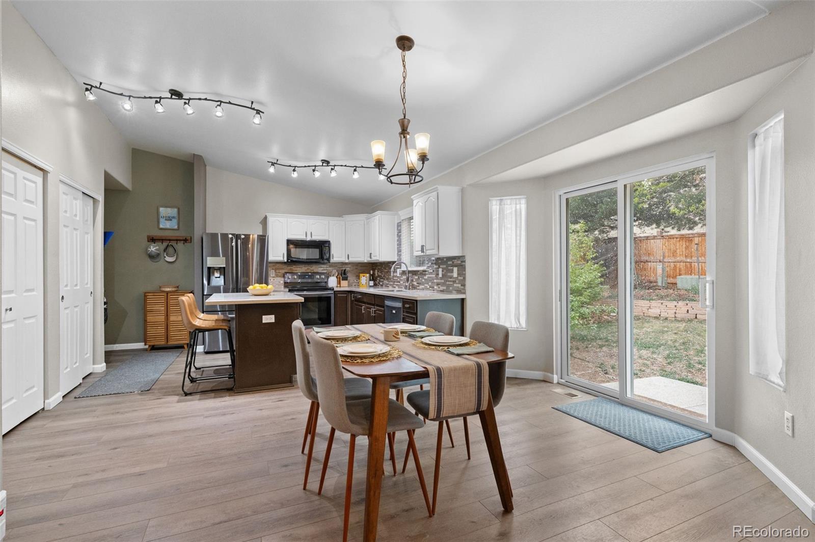 MLS Image #16 for 7123  pine hills way,littleton, Colorado