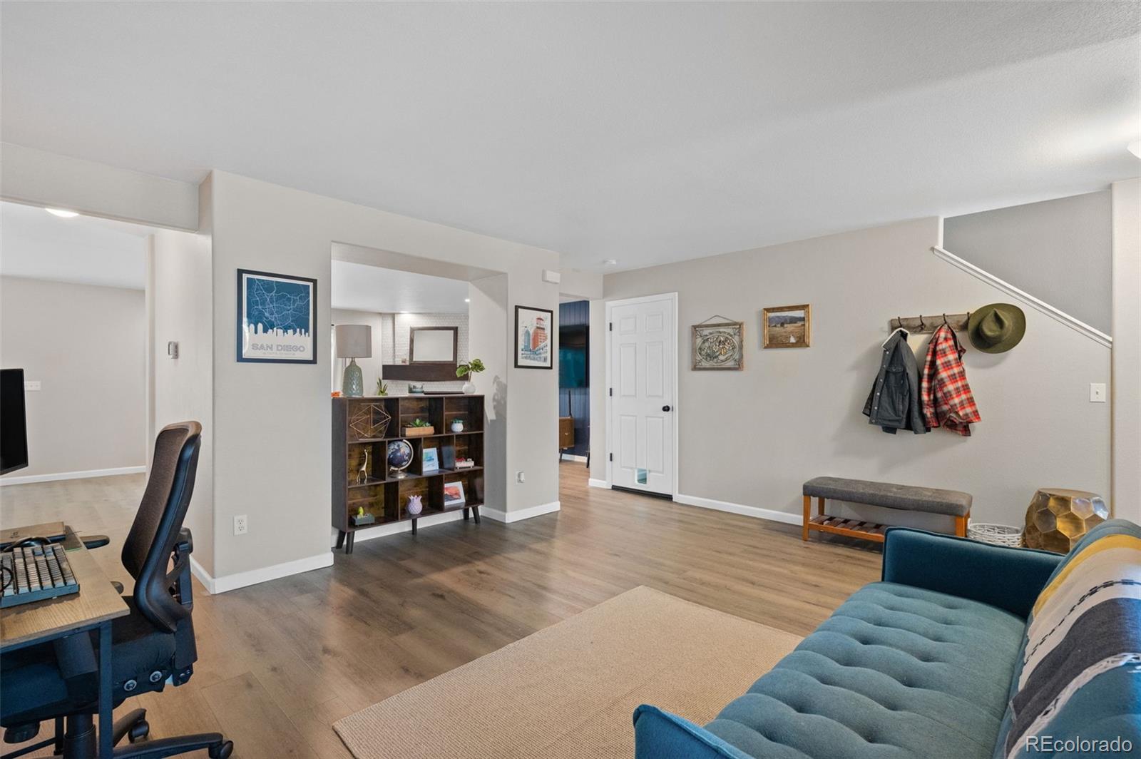 MLS Image #4 for 7123  pine hills way,littleton, Colorado