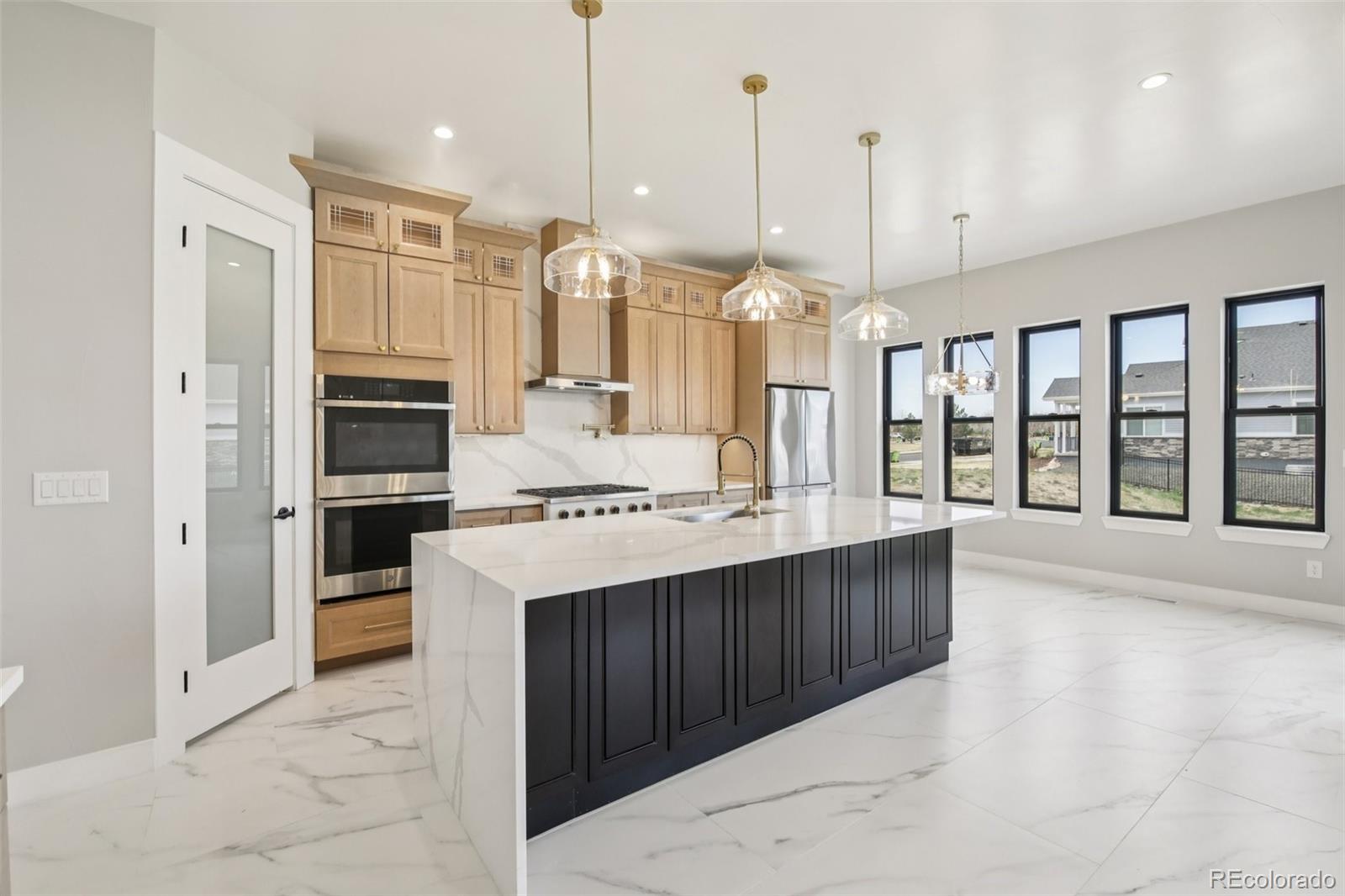 MLS Image #12 for 27330 e nova circle,aurora, Colorado