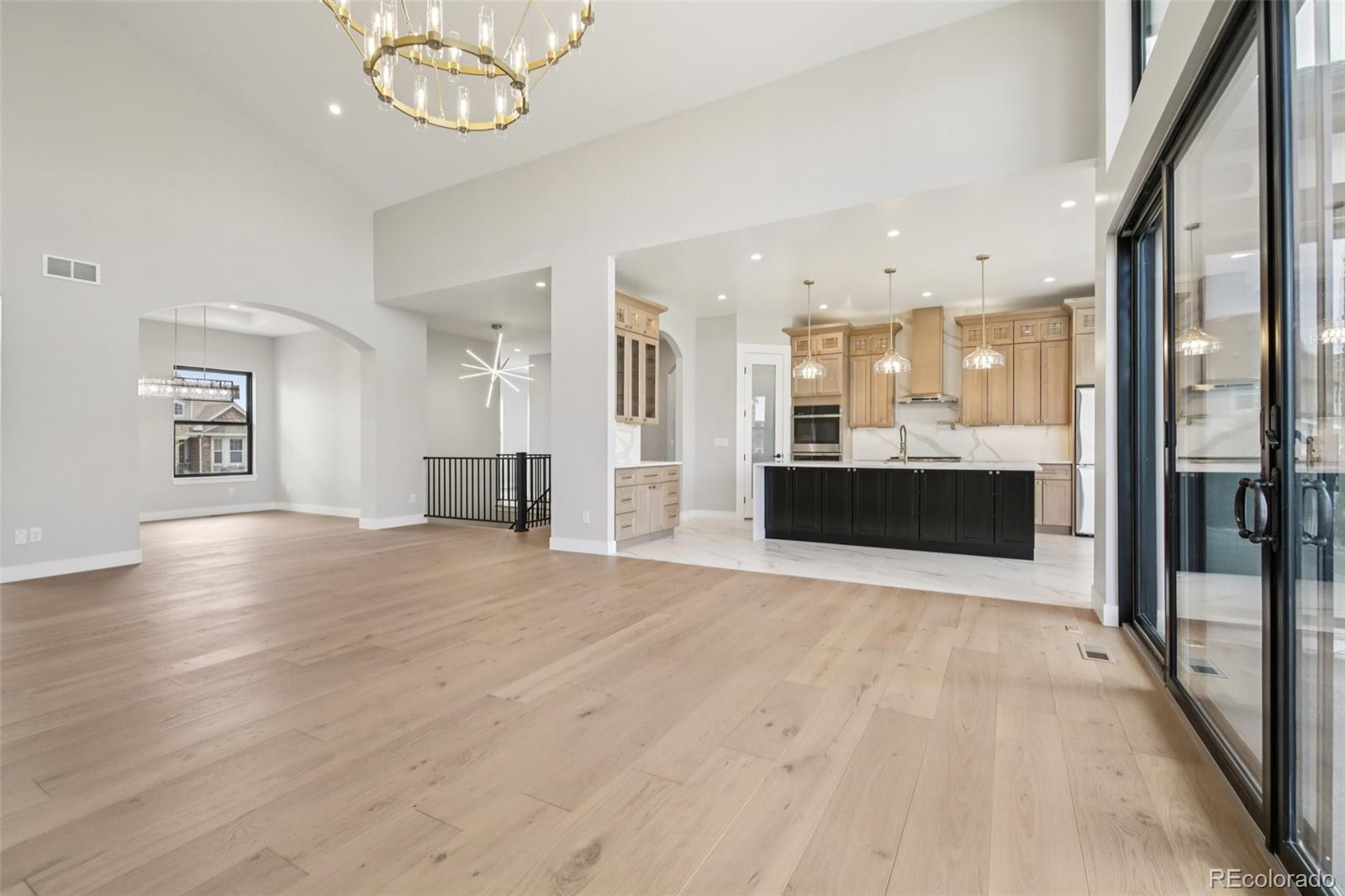 MLS Image #7 for 27330 e nova circle,aurora, Colorado