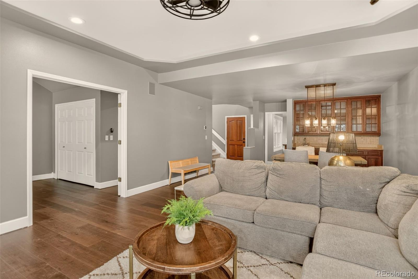 MLS Image #16 for 10000 e yale avenue,denver, Colorado
