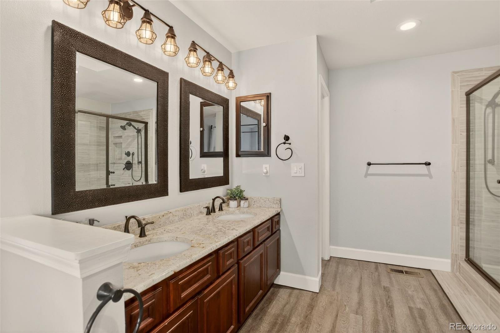 MLS Image #27 for 10000 e yale avenue,denver, Colorado