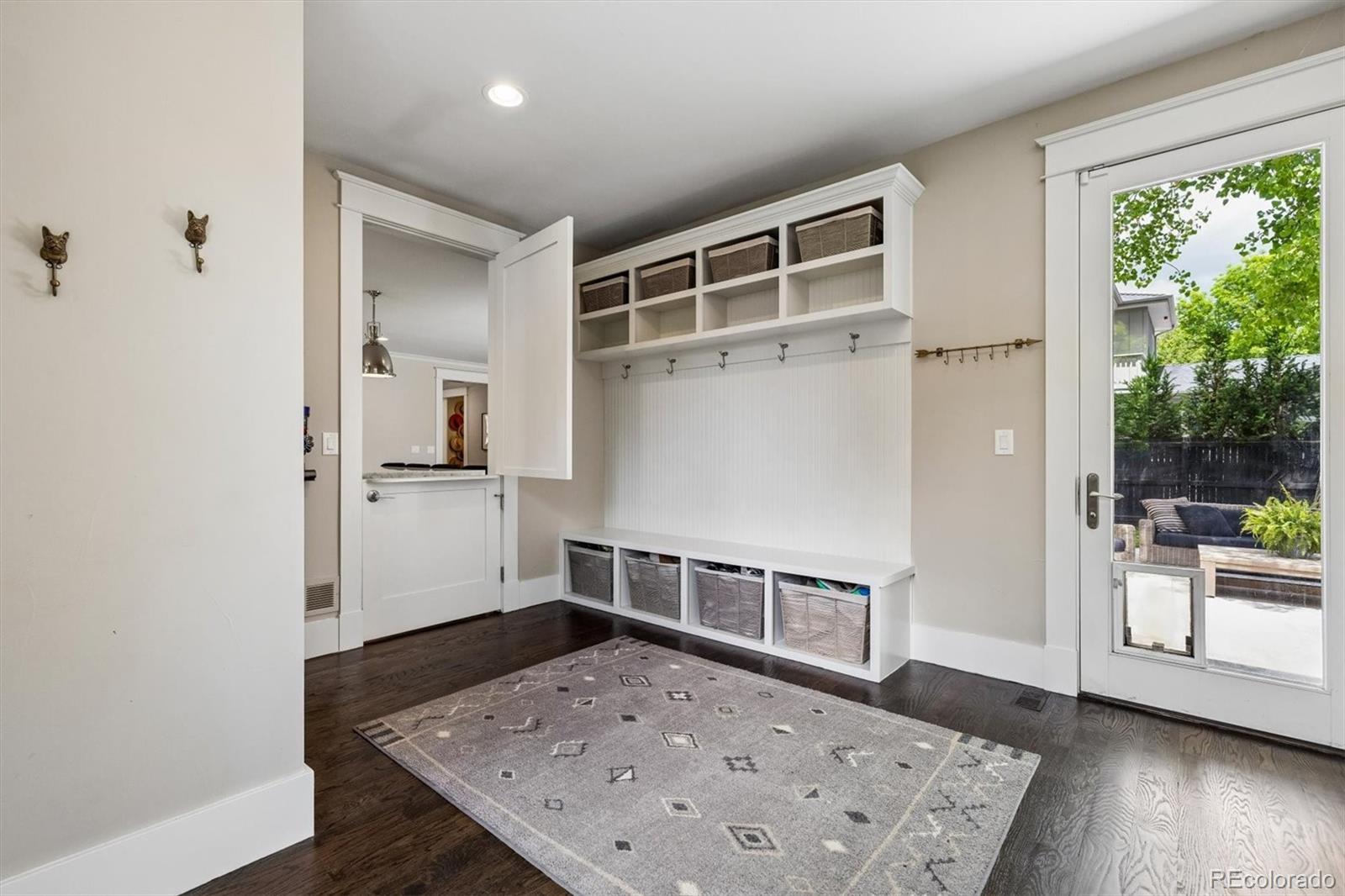 MLS Image #10 for 2424 s madison street,denver, Colorado
