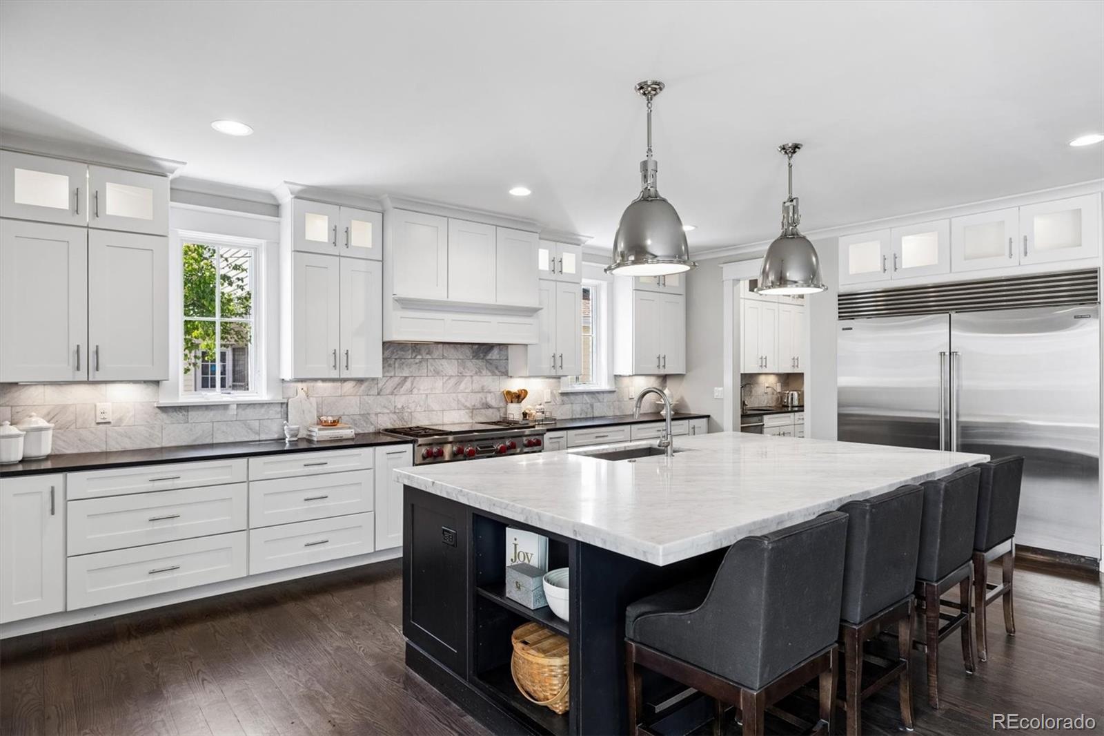 MLS Image #11 for 2424 s madison street,denver, Colorado
