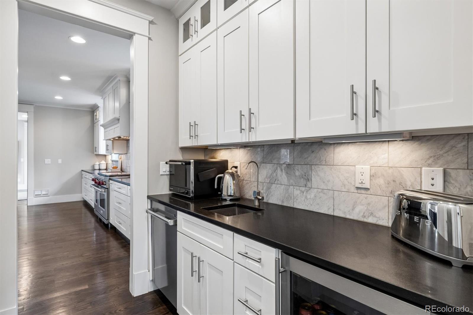 MLS Image #13 for 2424 s madison street,denver, Colorado