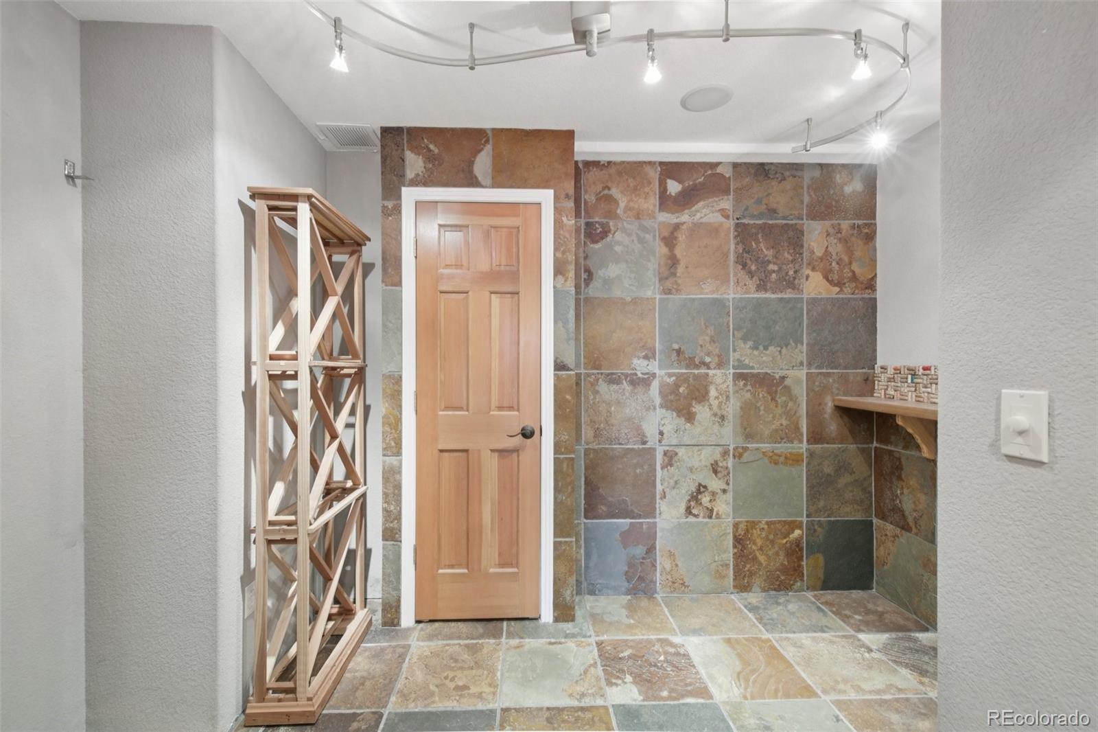 MLS Image #32 for 561  breckenridge drive,broomfield, Colorado