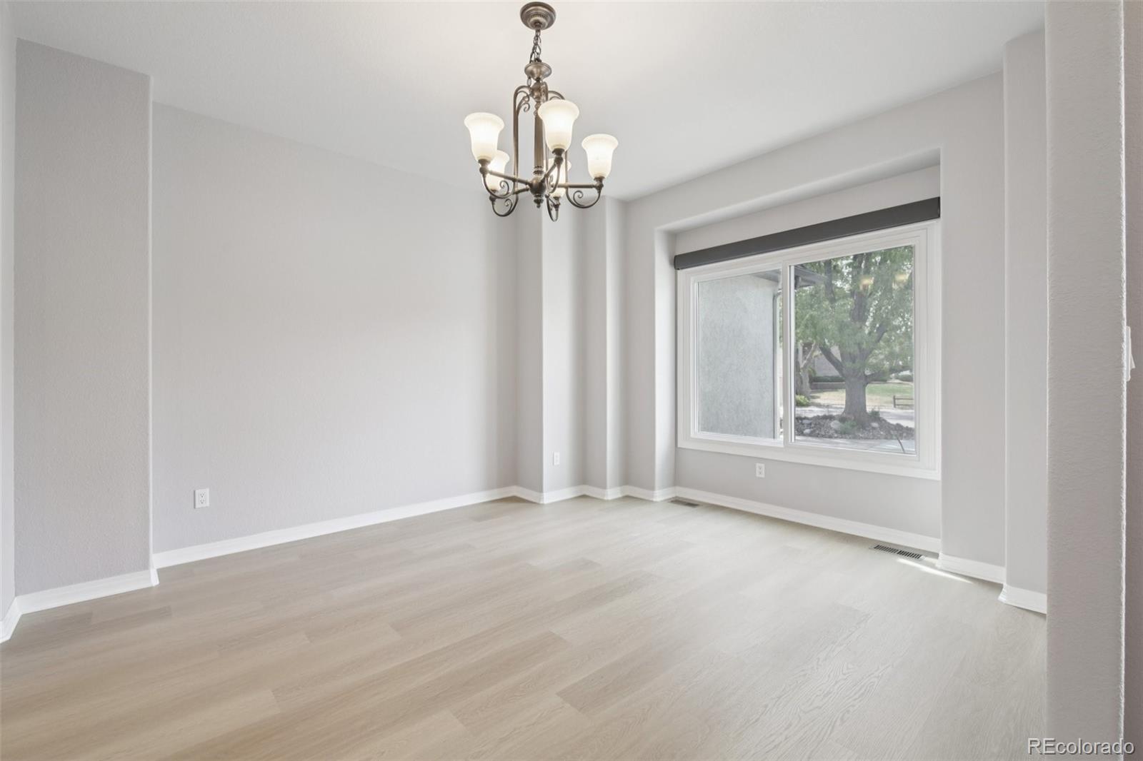 MLS Image #4 for 561  breckenridge drive,broomfield, Colorado