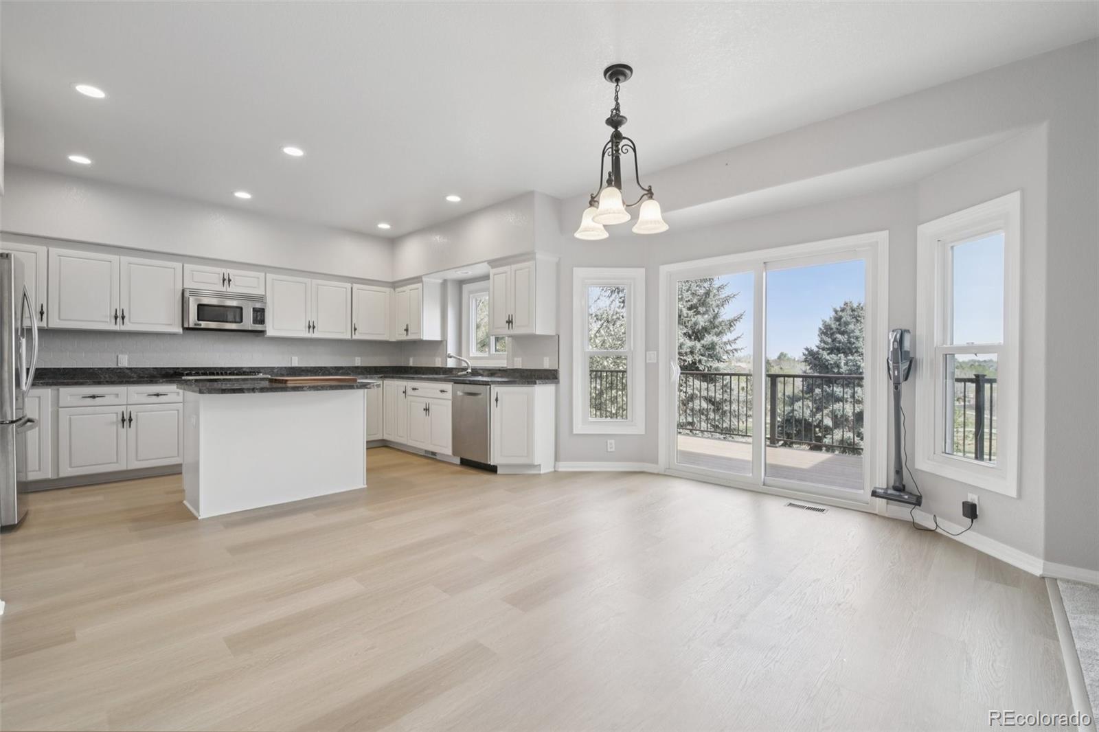 MLS Image #6 for 561  breckenridge drive,broomfield, Colorado