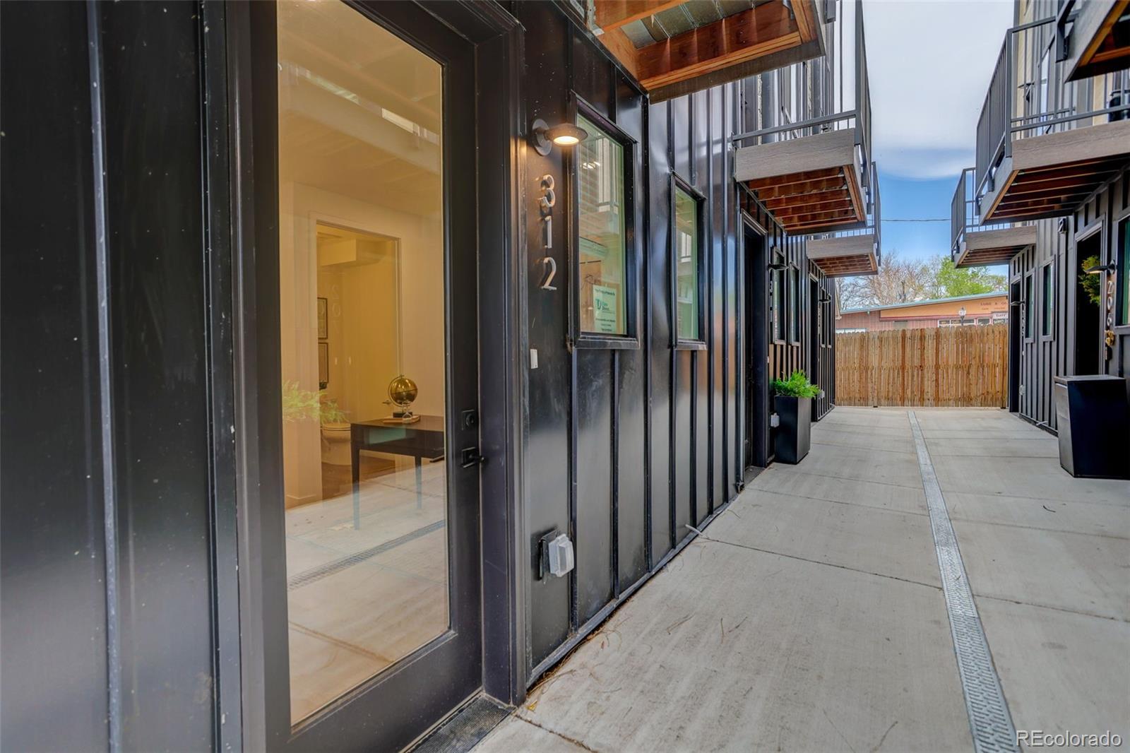 MLS Image #6 for 5128 w 26th avenue 312,denver, Colorado