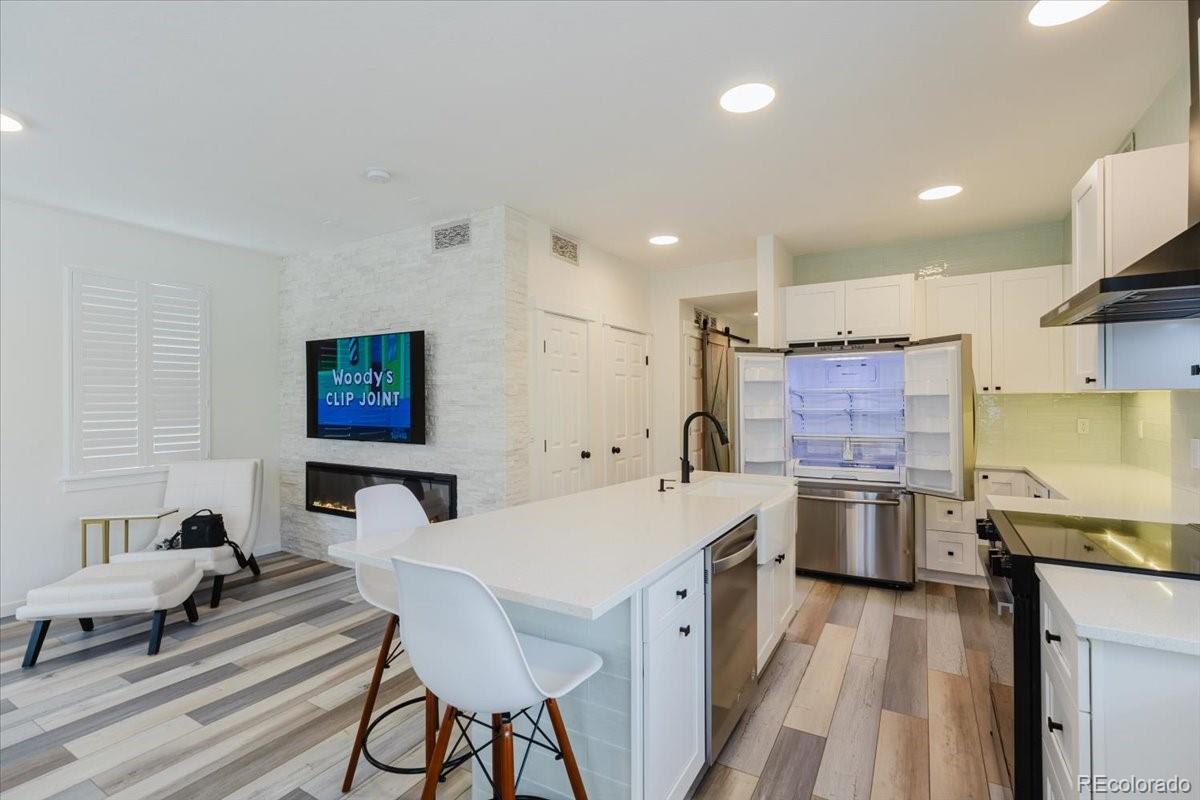 MLS Image #12 for 2609  emporia court,denver, Colorado