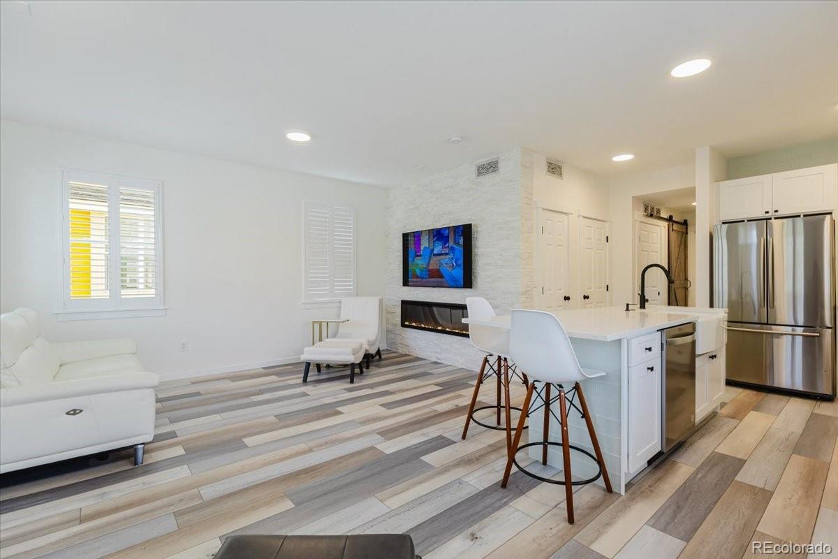 MLS Image #20 for 2609  emporia court,denver, Colorado