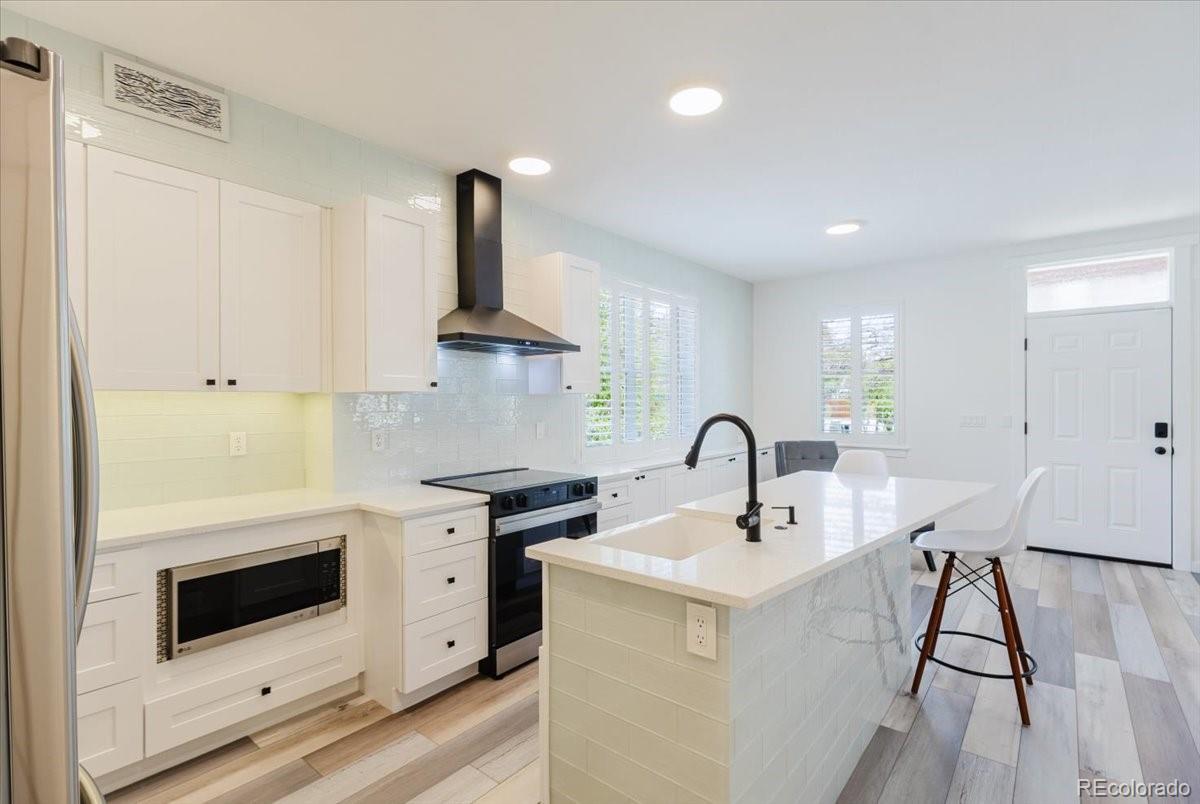 MLS Image #21 for 2609  emporia court,denver, Colorado