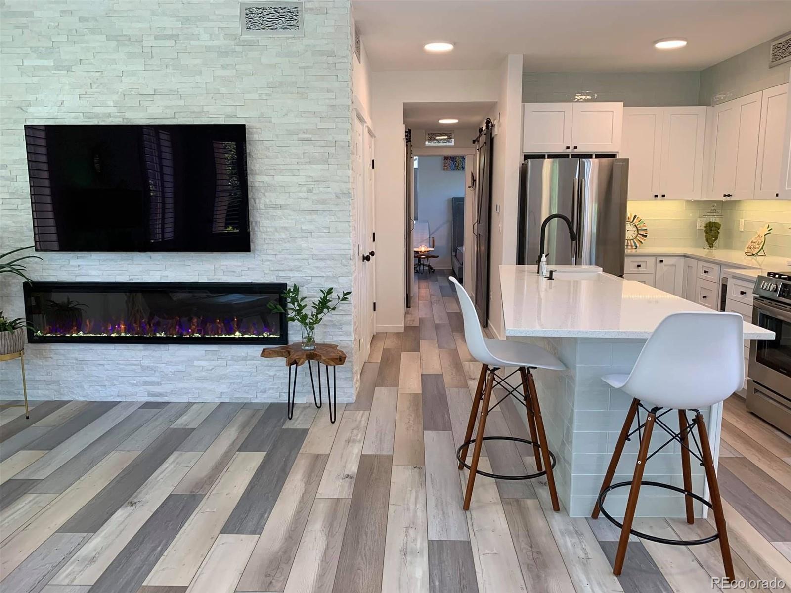 MLS Image #3 for 2609  emporia court,denver, Colorado
