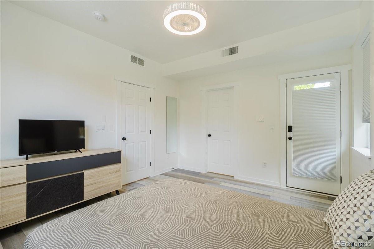 MLS Image #32 for 2609  emporia court,denver, Colorado
