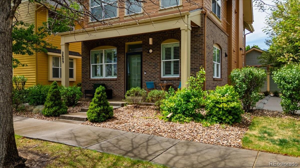 MLS Image #38 for 2609  emporia court,denver, Colorado