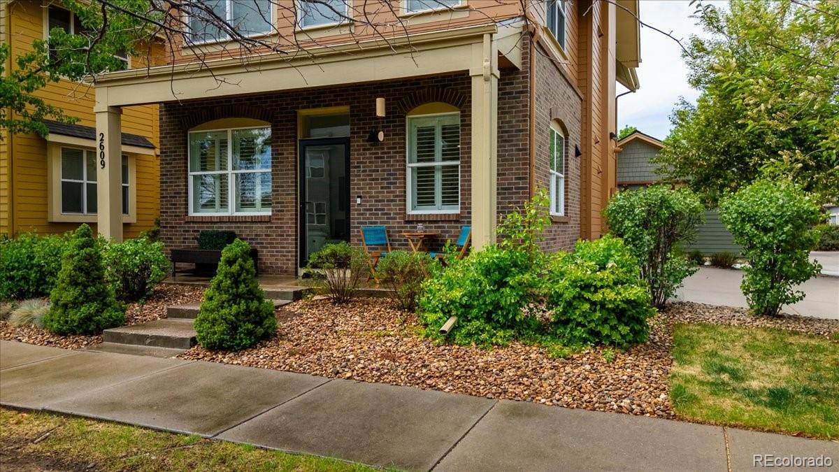 MLS Image #39 for 2609  emporia court,denver, Colorado