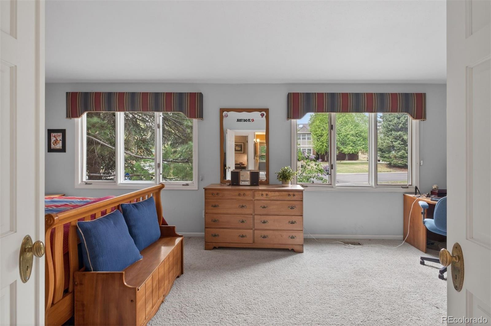 MLS Image #23 for 2002  green oaks lane,littleton, Colorado