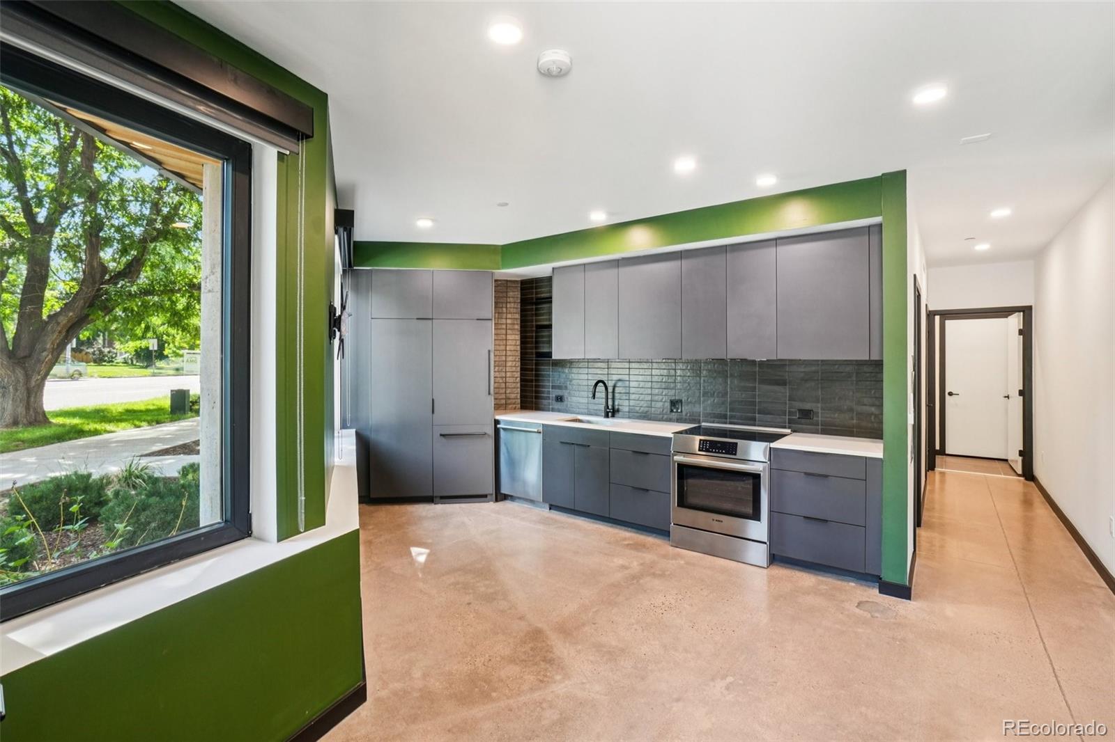 MLS Image #5 for 1601  park avenue,denver, Colorado