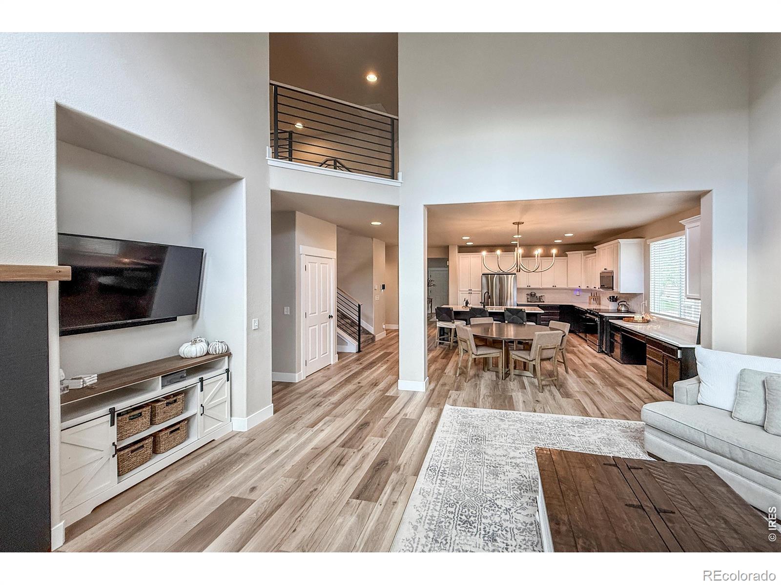MLS Image #16 for 915  snowy plain road,fort collins, Colorado