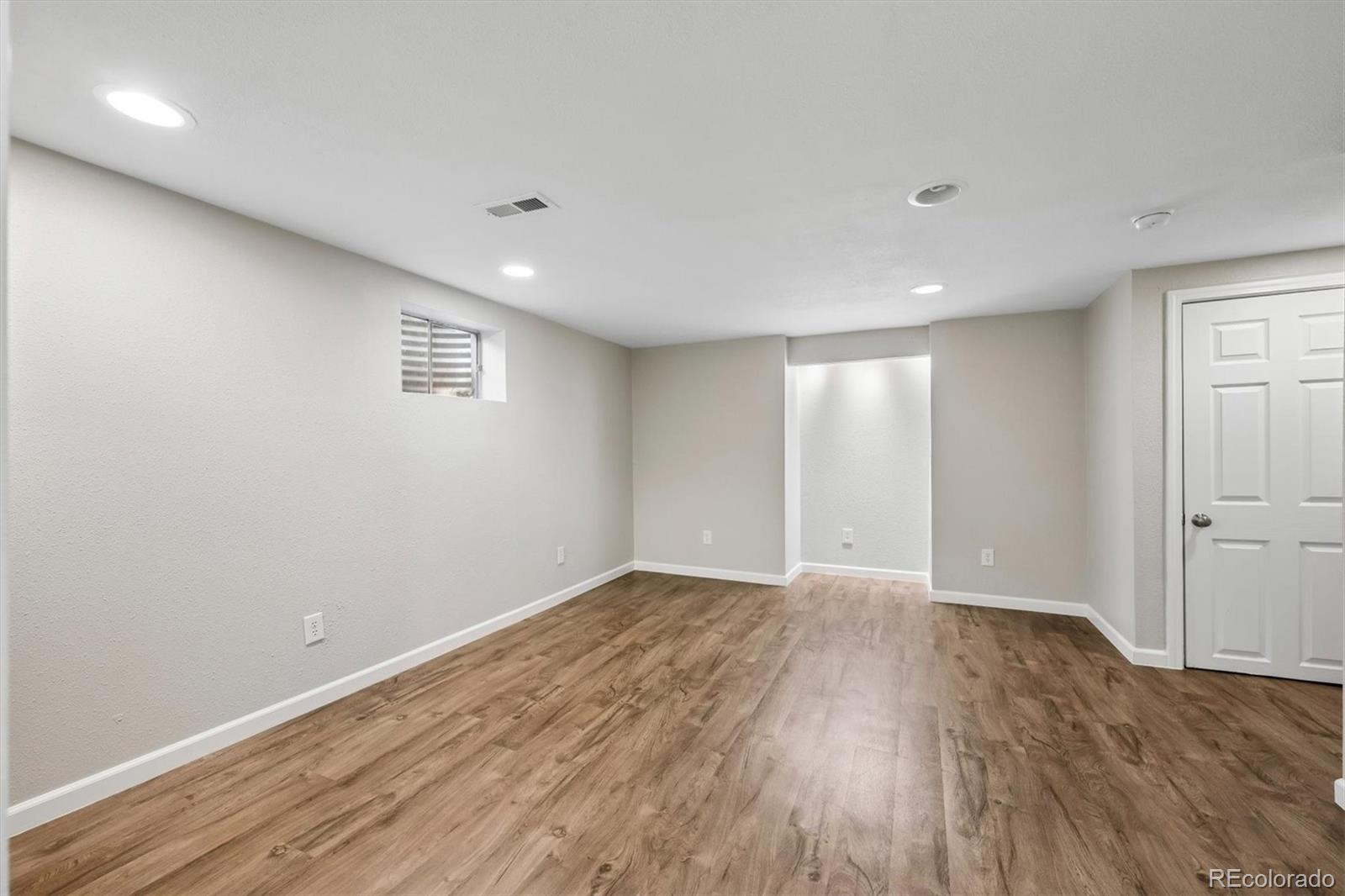 MLS Image #17 for 12172  bannock circle,denver, Colorado