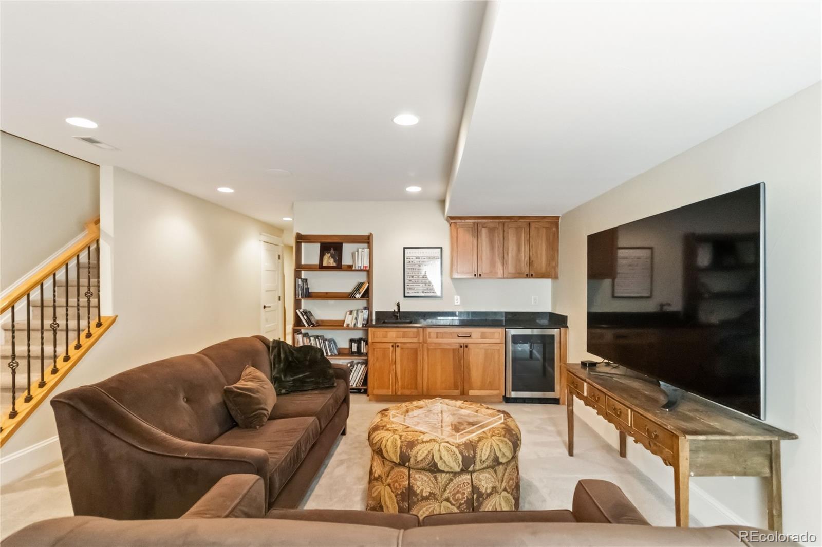 MLS Image #33 for 1901 s logan street,denver, Colorado