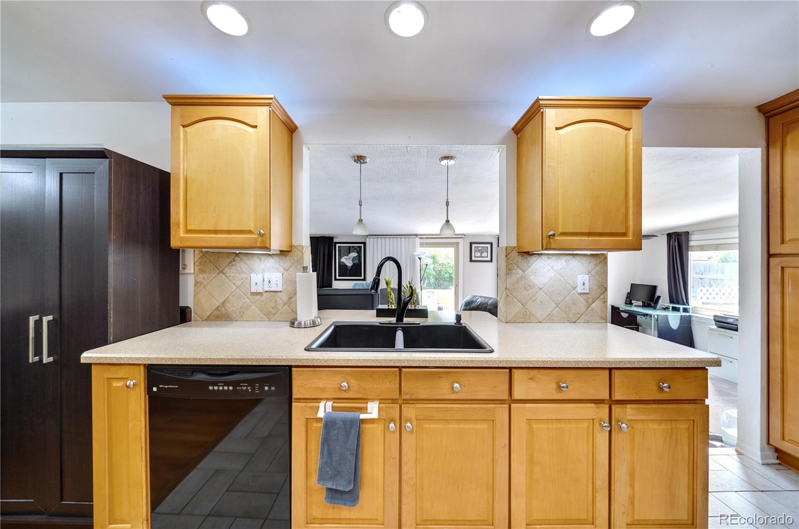 MLS Image #4 for 6616 s lincoln street,centennial, Colorado
