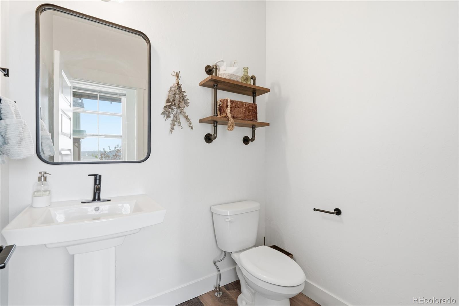 MLS Image #15 for 287  dipper court,berthoud, Colorado