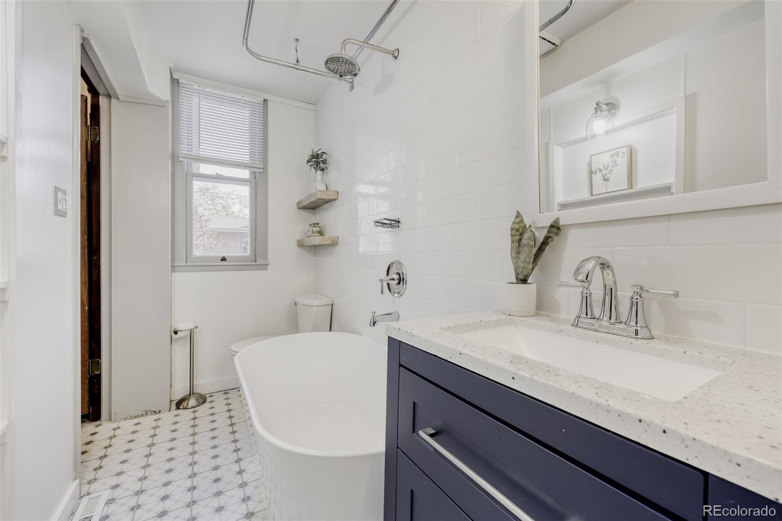 MLS Image #15 for 4922 w 34th avenue,denver, Colorado