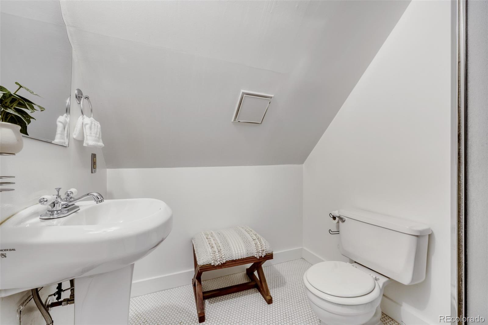 MLS Image #18 for 4922 w 34th avenue,denver, Colorado