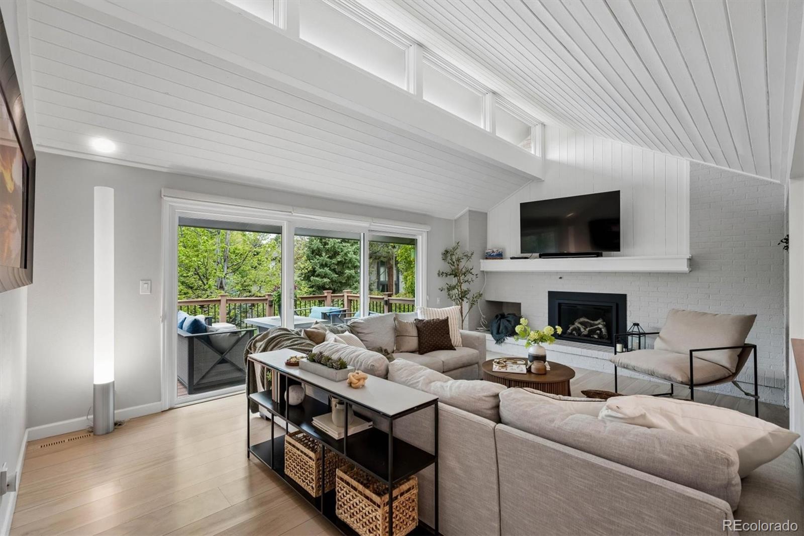 MLS Image #13 for 7857 s forest street,centennial, Colorado