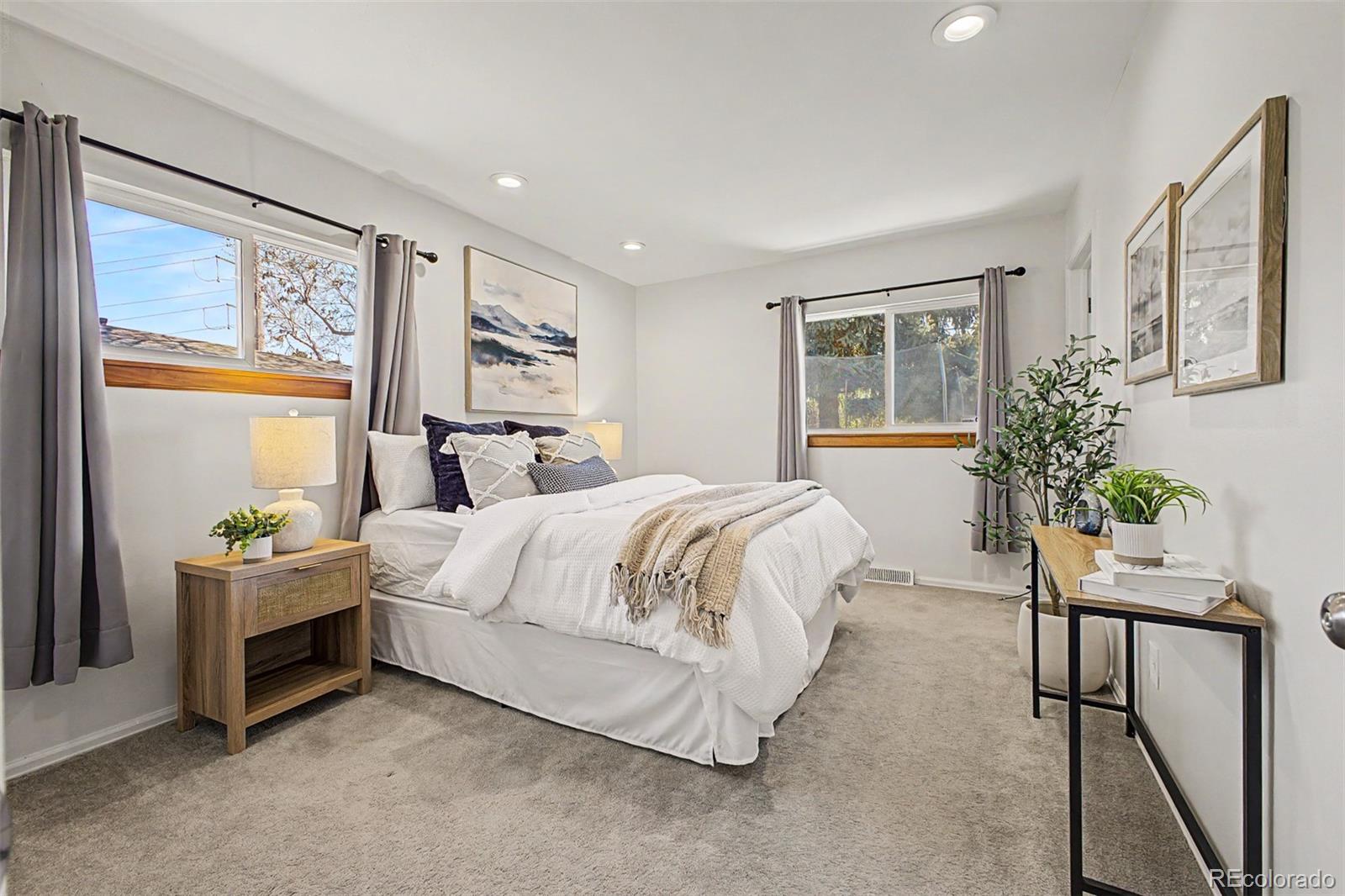 MLS Image #11 for 8084 e hampden circle,denver, Colorado