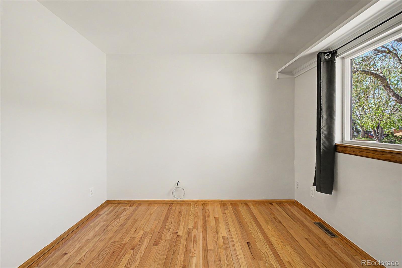 MLS Image #16 for 8084 e hampden circle,denver, Colorado